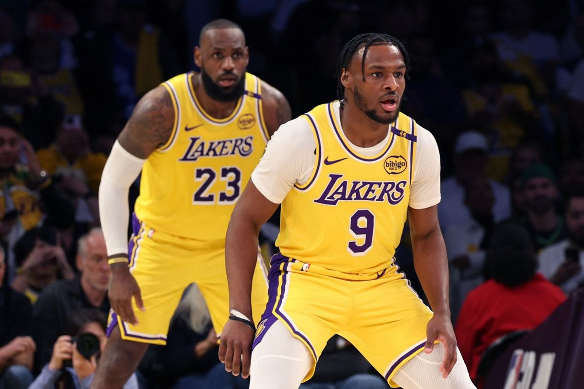 Los Angeles Lakers Amankan Kemenangan di Laga Pembuka Musim